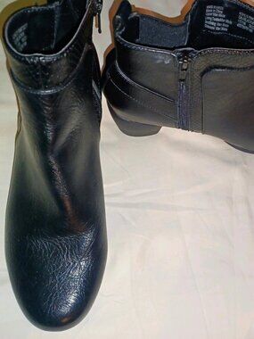 Croft & Barrow 8.5 8 1/2 W Wide Black Ankle Bootie Boots Shoes Heels